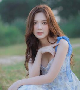 Trào Lưu Hóa Trang Na Tra Bùng Nổ Nhờ Ngọc Huyền!