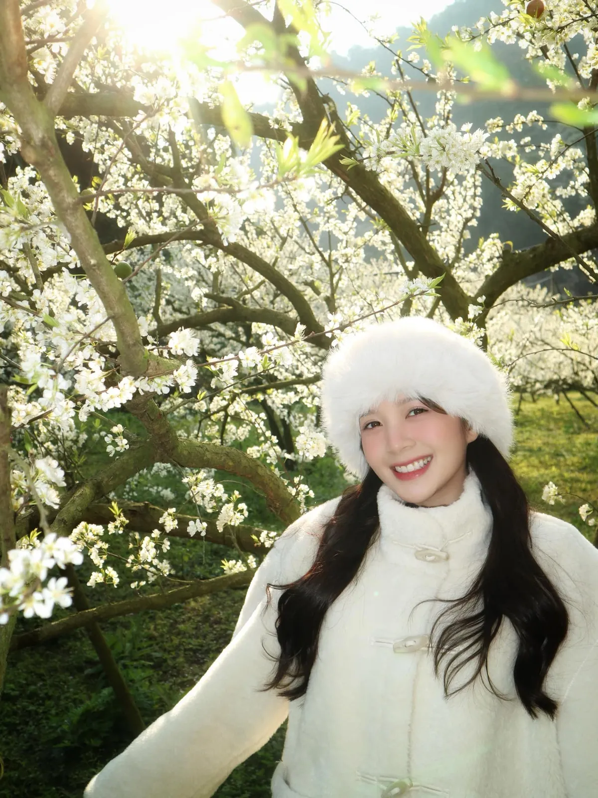 Trào lưu hóa trang Na Tra bùng nổ; Ngọc Huyền gây chú ý với vai chính trong 'Cha tôi, người ở lại'