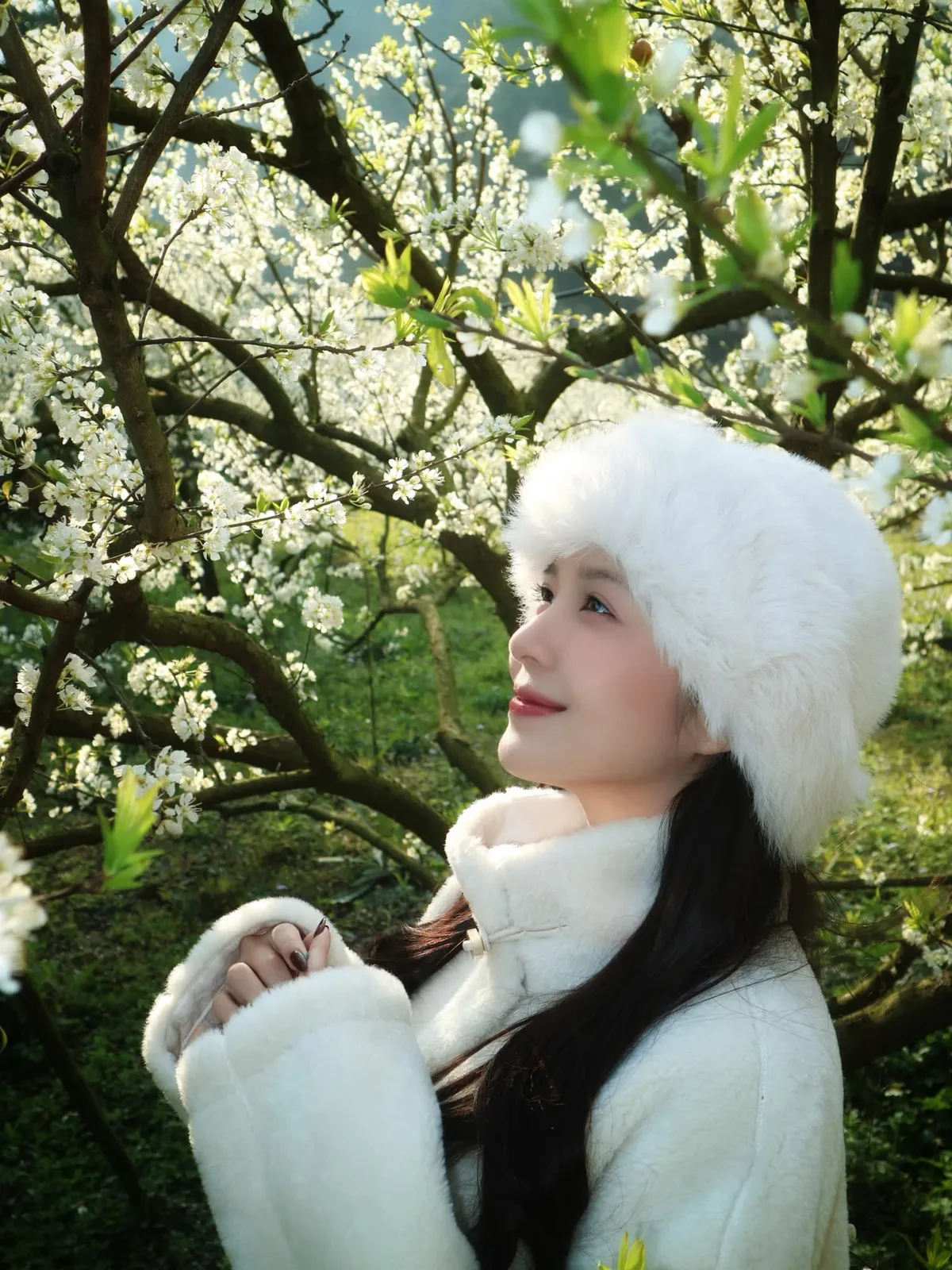 Hóa Trang Na Tra Lên Ngôi; Ngọc Huyền Tỏa Sáng Trong "Cha Tôi, Người Ở Lại"