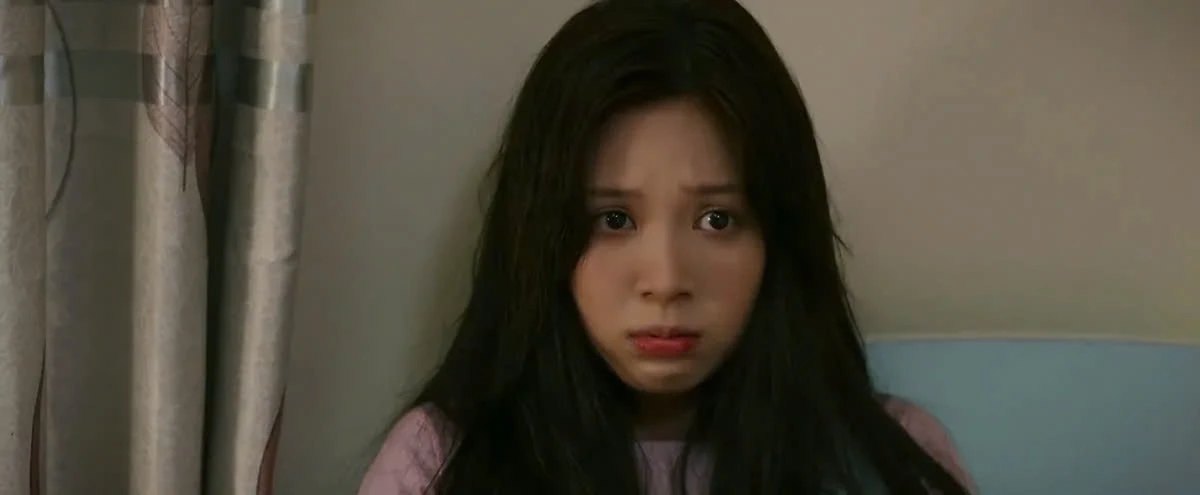 Na Tra Hóa Trang Rầm Rộ; Ngọc Huyền Gây Chú Ý Trong 'Cha Tôi, Người Ở Lại'